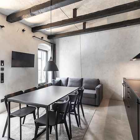 Coolest Apartment In Berlin, Easy Check-In, Close To Center, Black & White Maisonette #6 Dış mekan fotoğraf
