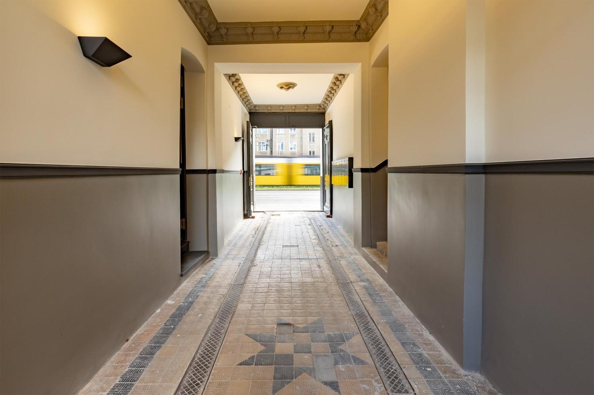 Coolest Apartment In Berlin, Easy Check-In, Close To Center, Black & White Maisonette #6 Dış mekan fotoğraf